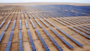 Parque-fotovoltaico-panel-solar-580x328.jpg